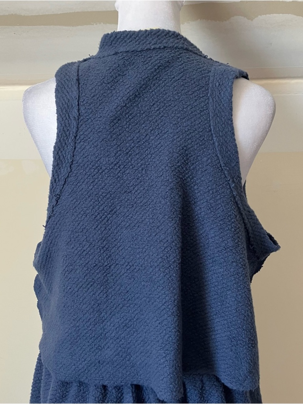 Free People Navy Blue Textured Knit Sleeveless Top & Shorts set size Medium - Picture 9 of 10